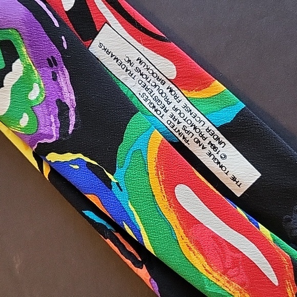 Rolling Stones 1994 "Painted Tongues" Tie ๐ - Picture 6 of 8